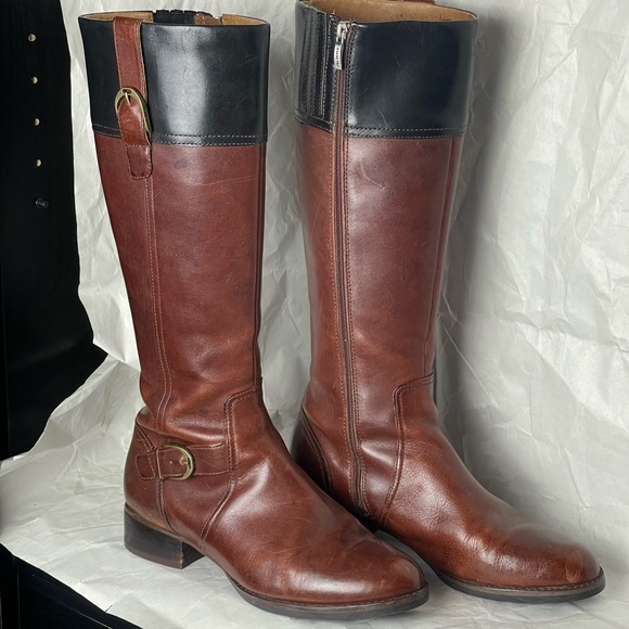 Preloved ARIAT York Boots Size 7B - Picture 4 of 17